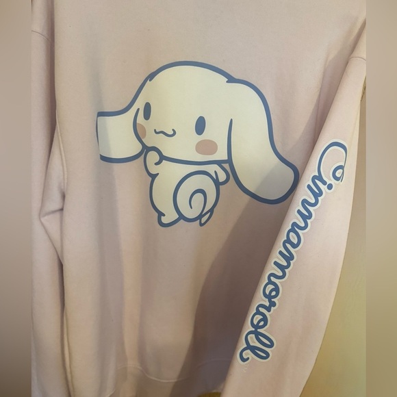 Cinnamoroll Women’s Large Sanrio Light Pink Sweatshirt Cute Graphic Crew Neck - Picture 4 of 9